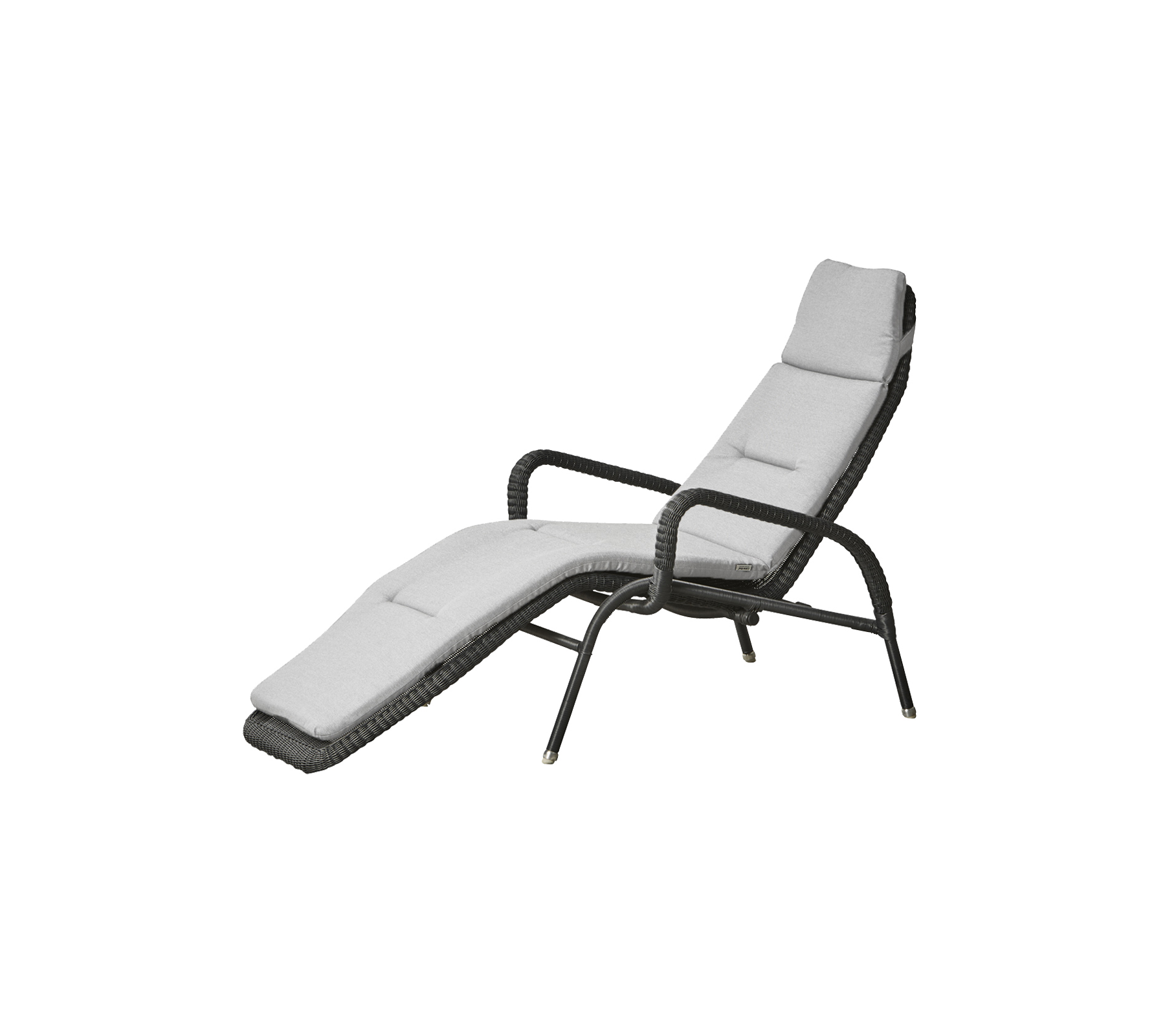 Comfortable lounge chair with a sleek design, featuring a padded seat and backrest for relaxation. Ideal for leisure time.