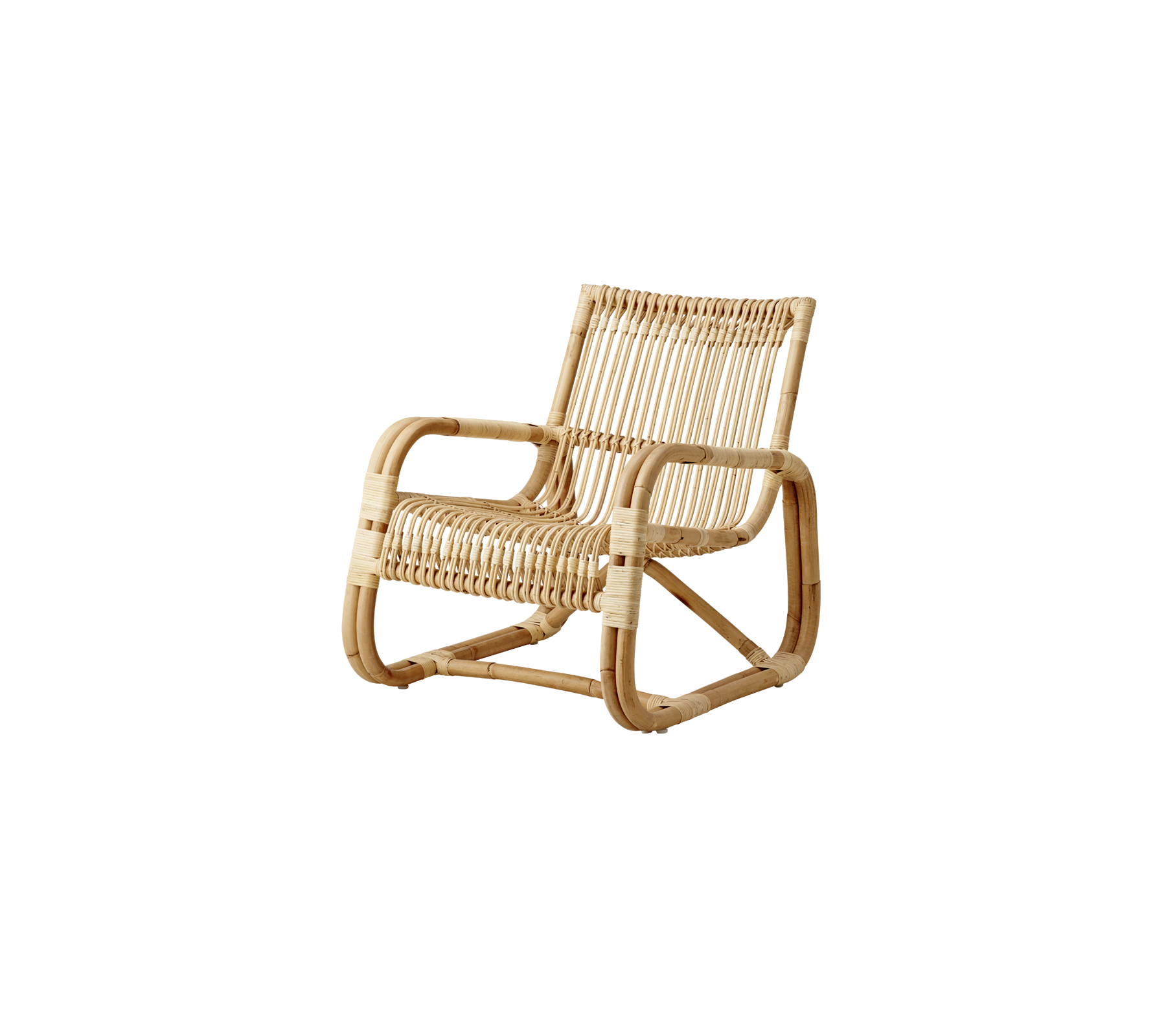 Stylish rattan chair with a modern design, featuring a woven seat and backrest, and sturdy frame for comfort and support.